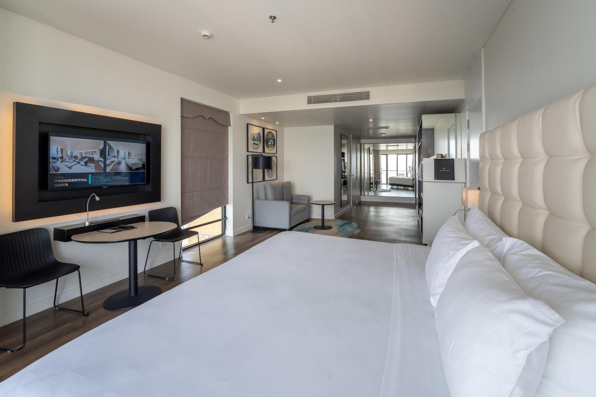 Soleil Ha Long, Trademark Collection By Wyndham Hotel